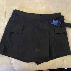 Garage Women's Black Belted Cargo Skort